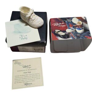 EUC Just the Right Shoe "Raine Drops" First Steps